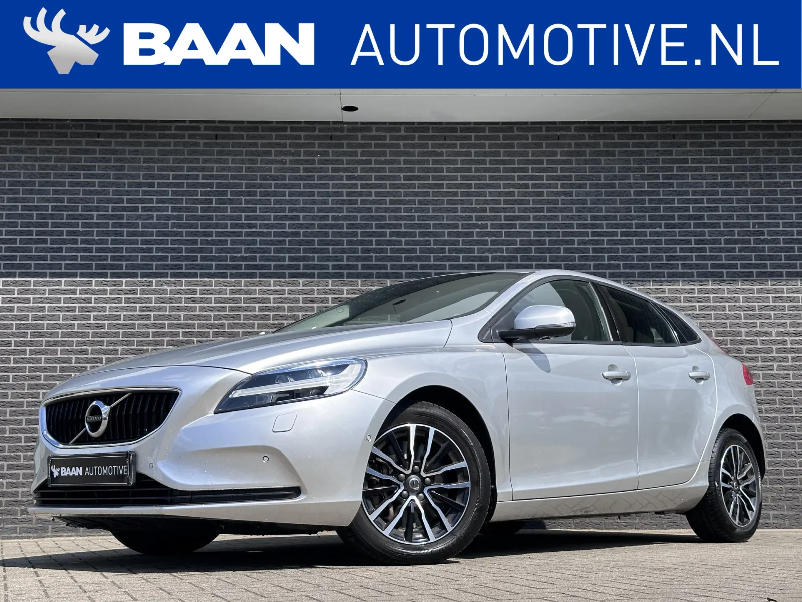 Volvo V40 (2016) — foto 1