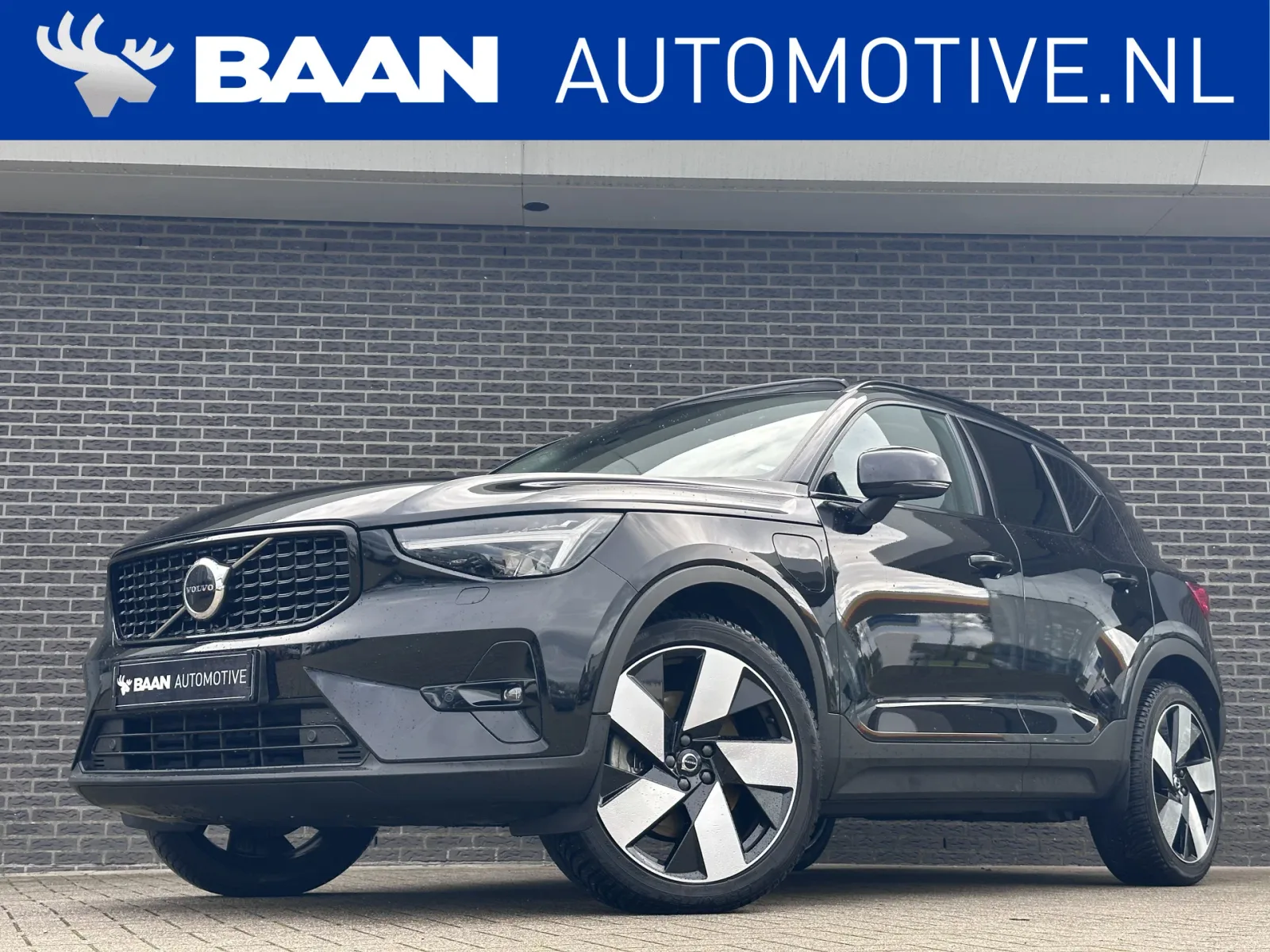 Volvo XC40 (2022) — foto 1