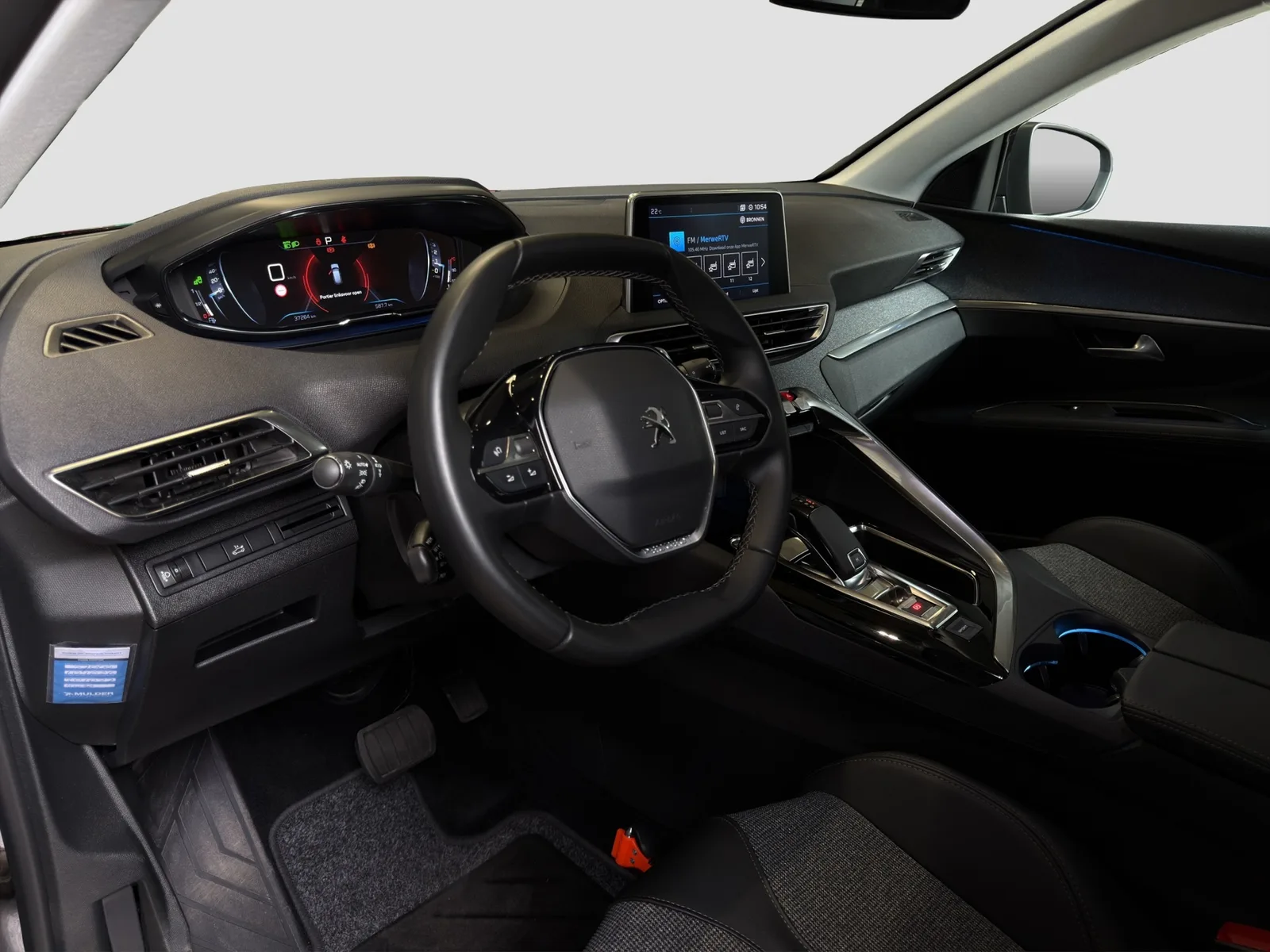Peugeot 3008 (2019) — foto 1