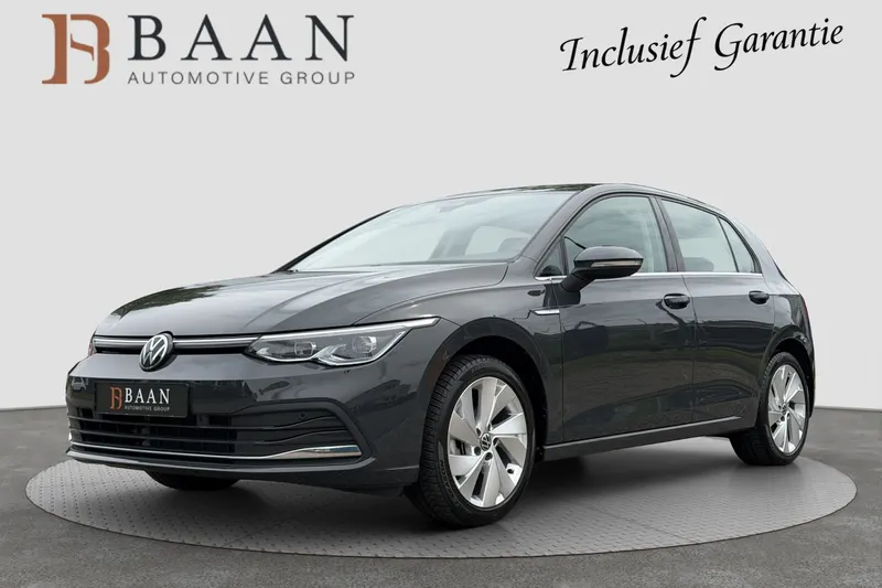 Volkswagen Golf (2024)