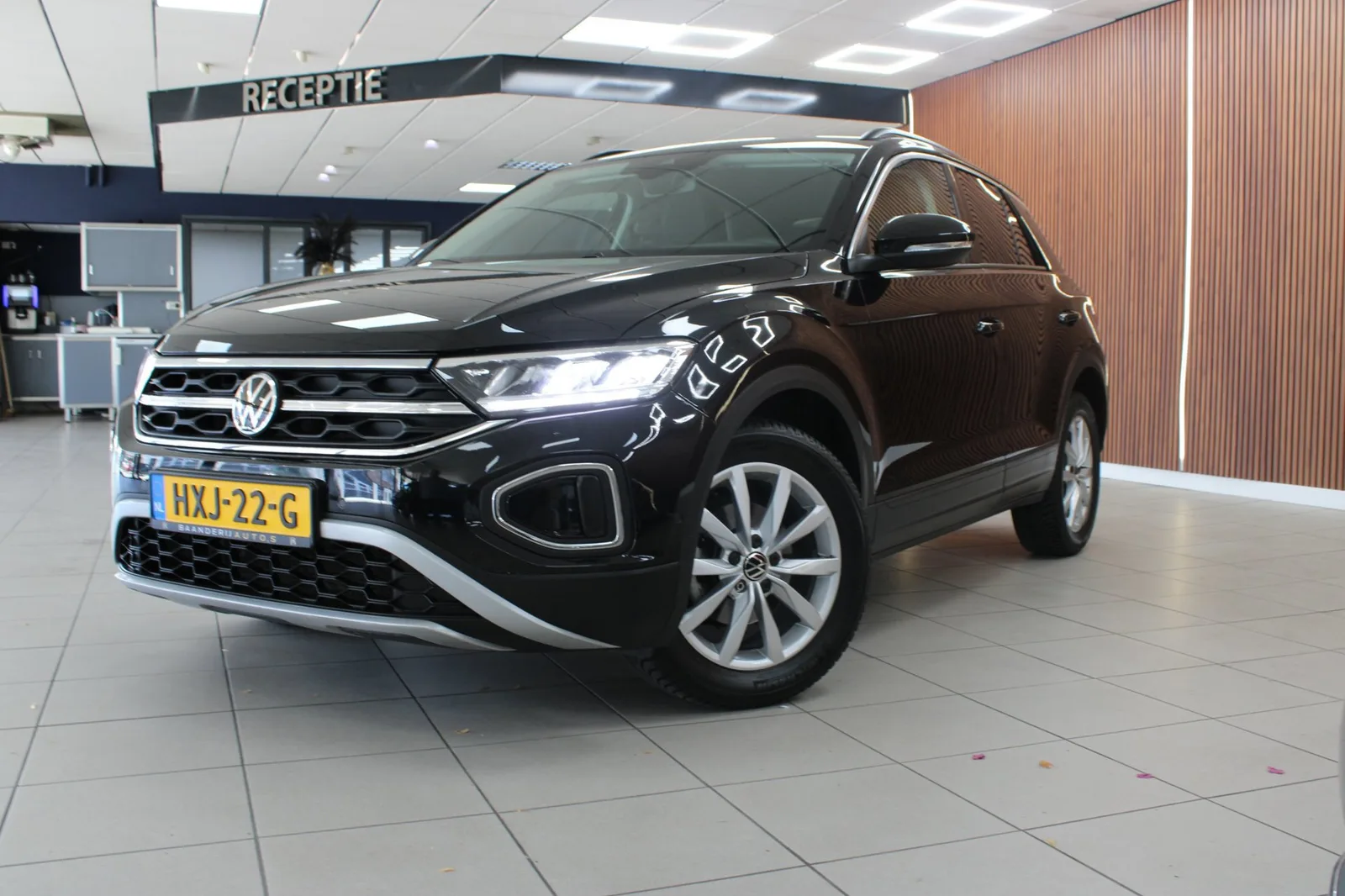 Volkswagen T-Roc (2022) — foto 1