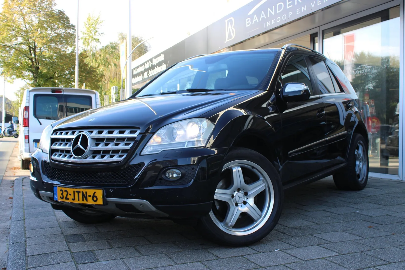 Mercedes-Benz M-Klasse (2009) — foto 1