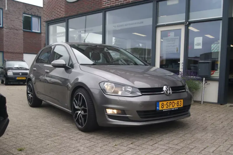 Volkswagen Golf (2013)