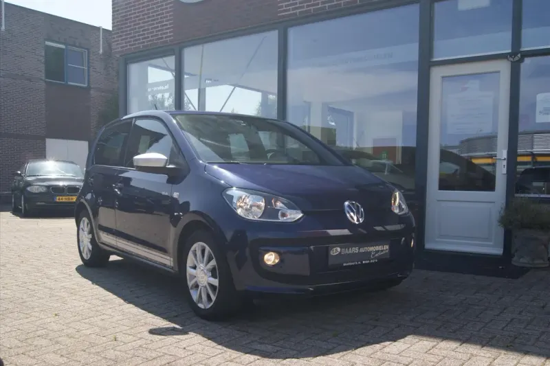 Volkswagen Up! (2016)