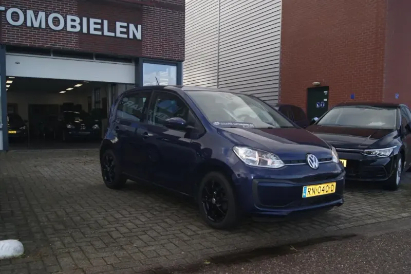 Volkswagen Up! (2018)
