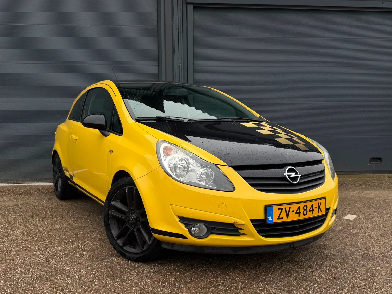Opel Corsa (2010) — foto 1