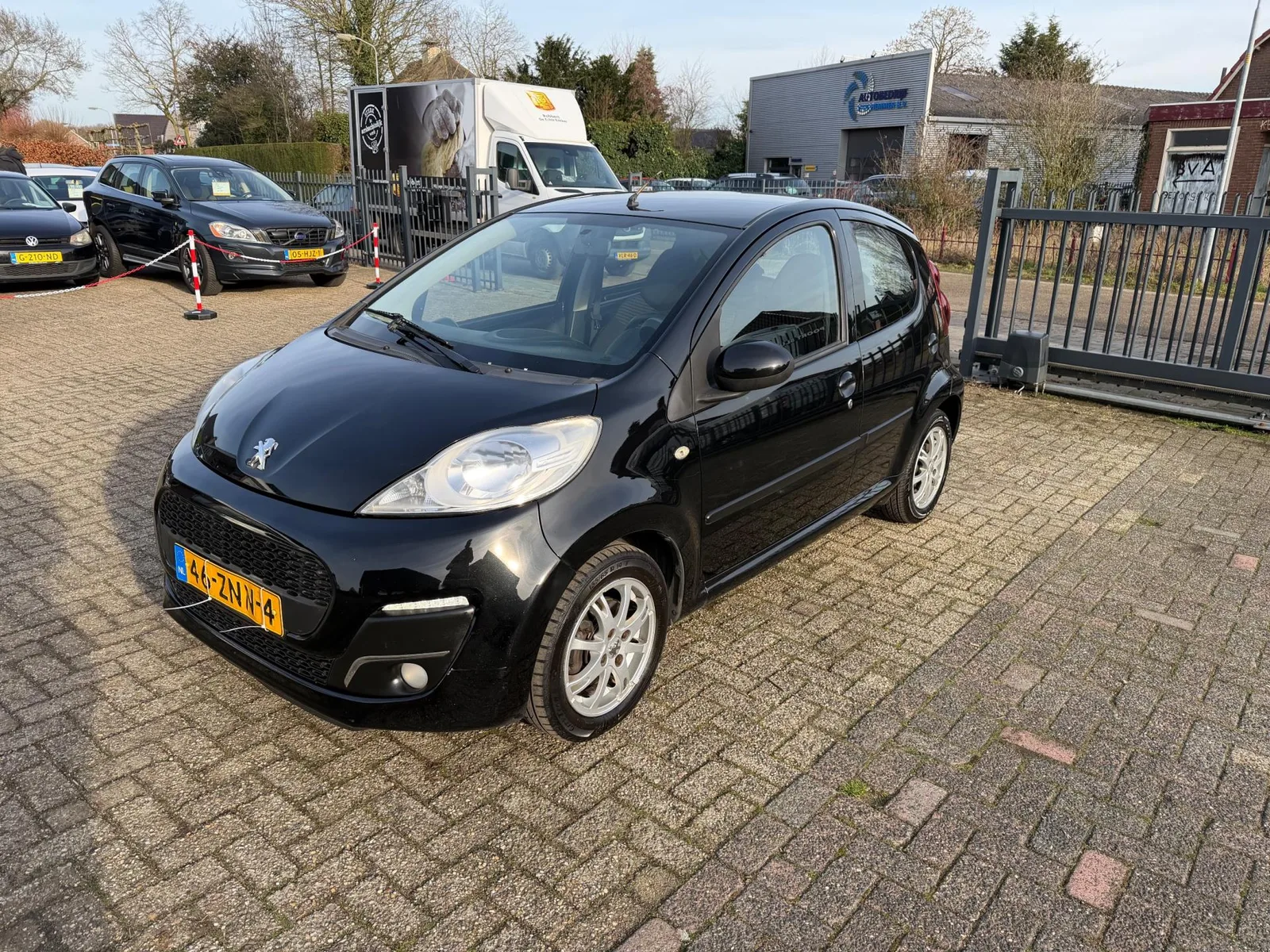 Peugeot 107 (2013) — foto 1