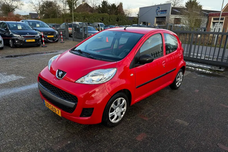 Peugeot 107 (2011)