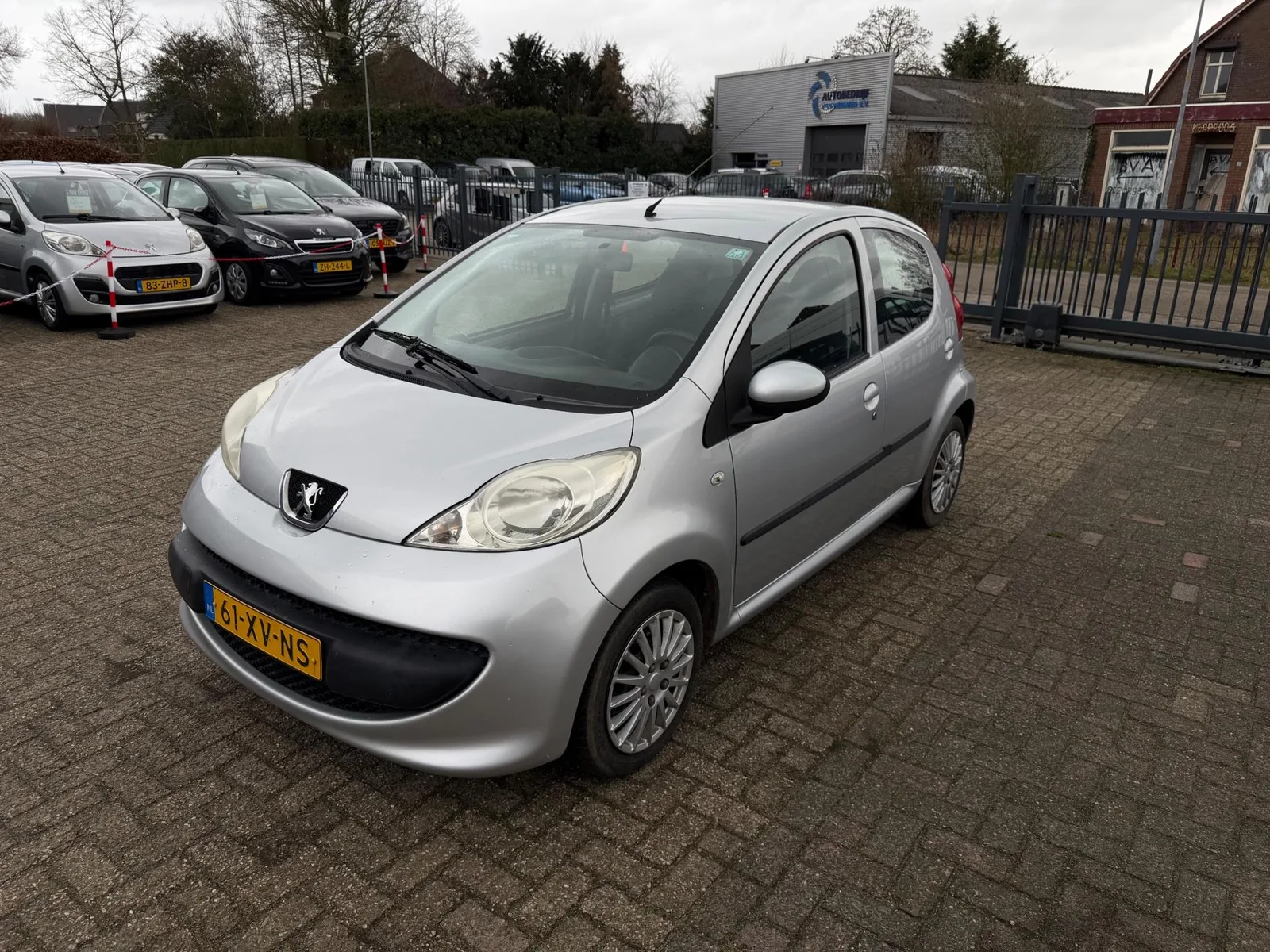 Peugeot 107 (2007) — foto 1