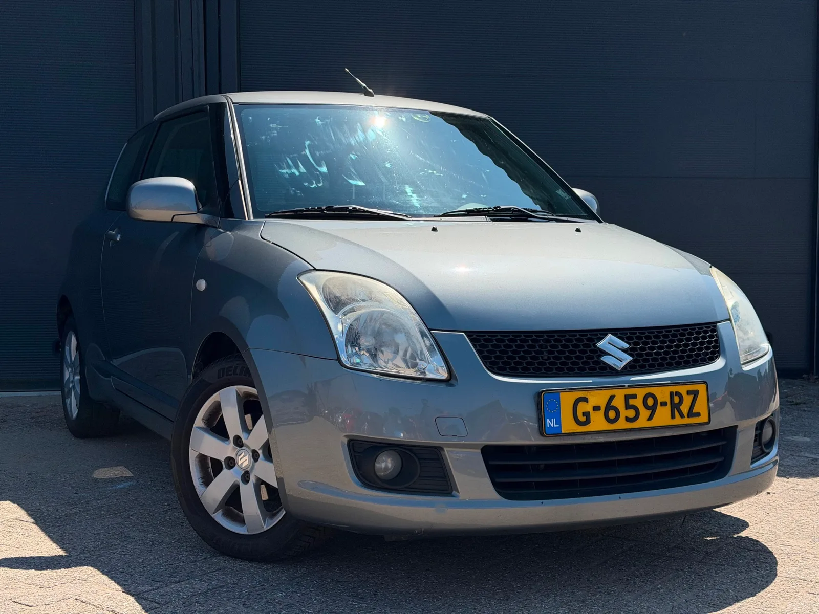 Suzuki Swift (2008) — foto 1
