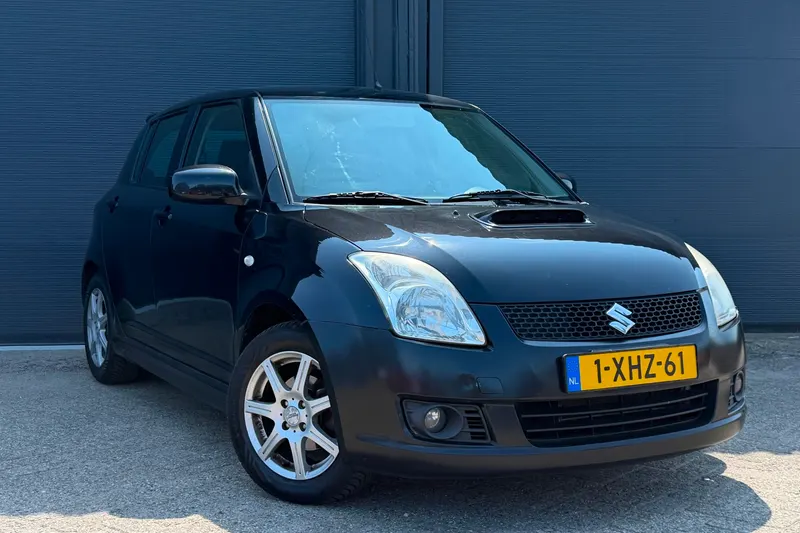 Suzuki Swift (2005)