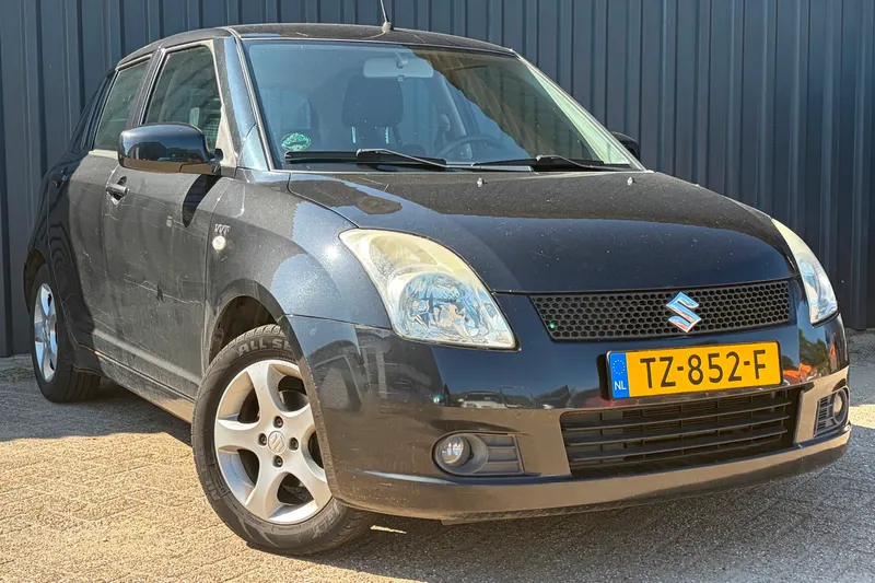 Suzuki Swift (2005)
