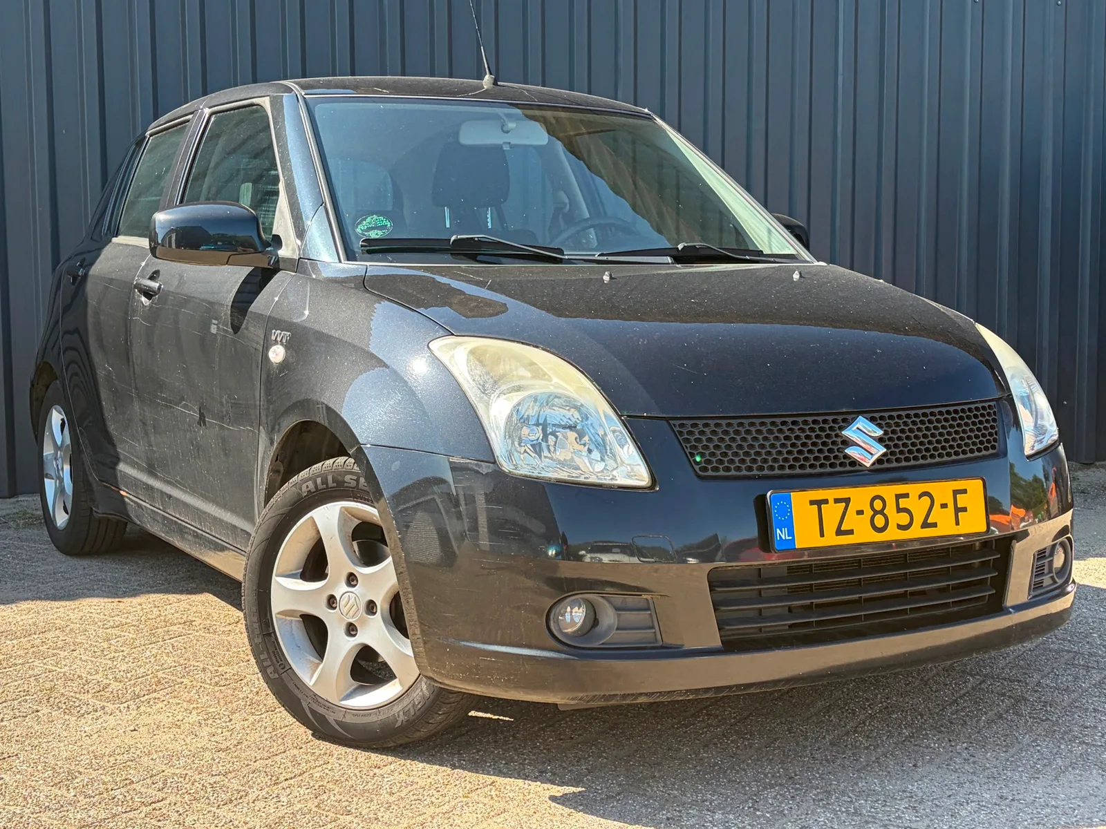 Suzuki Swift (2005) — foto 1