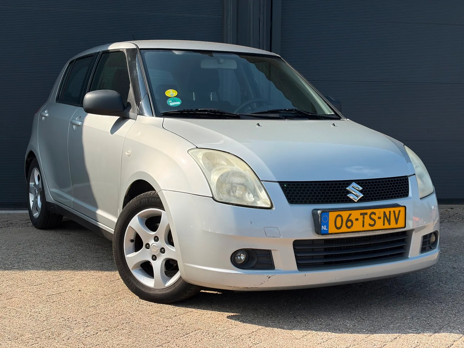 Suzuki Swift (2007) — foto 1