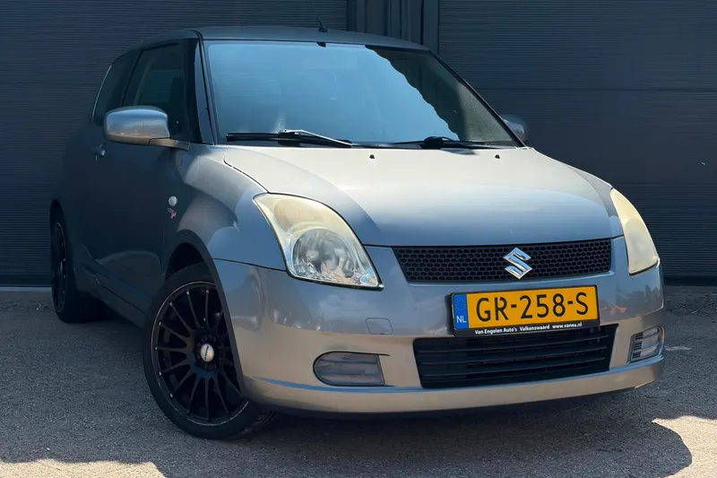 Suzuki Swift (2005)