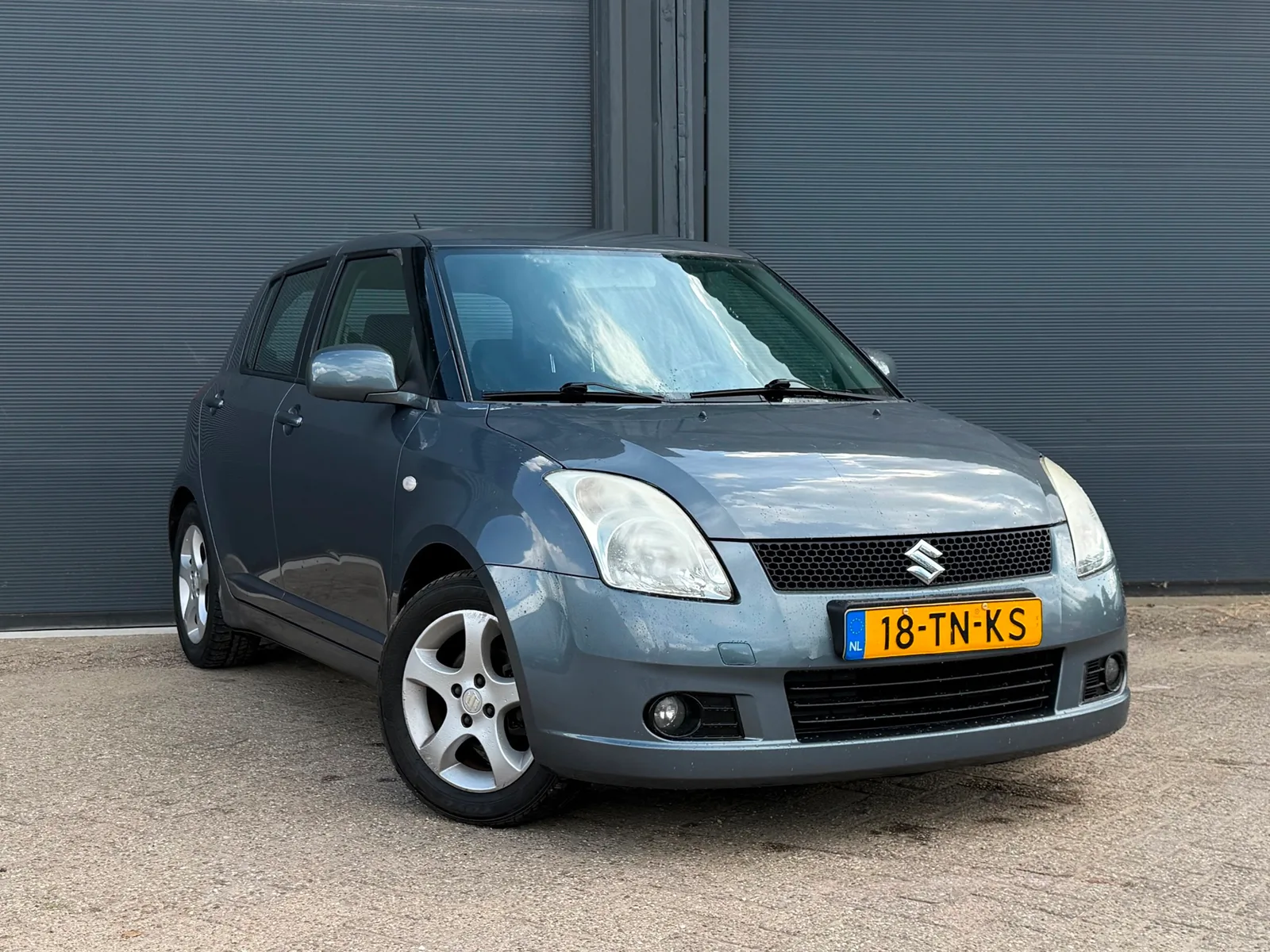 Suzuki Swift (2006) — foto 1