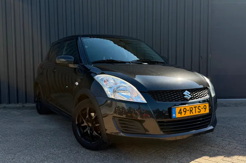 Suzuki Swift (2011)