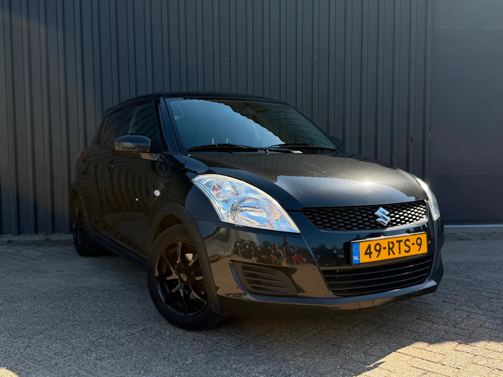 Suzuki Swift (2011) — foto 1