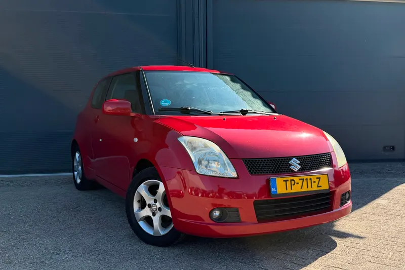 Suzuki Swift (2005)