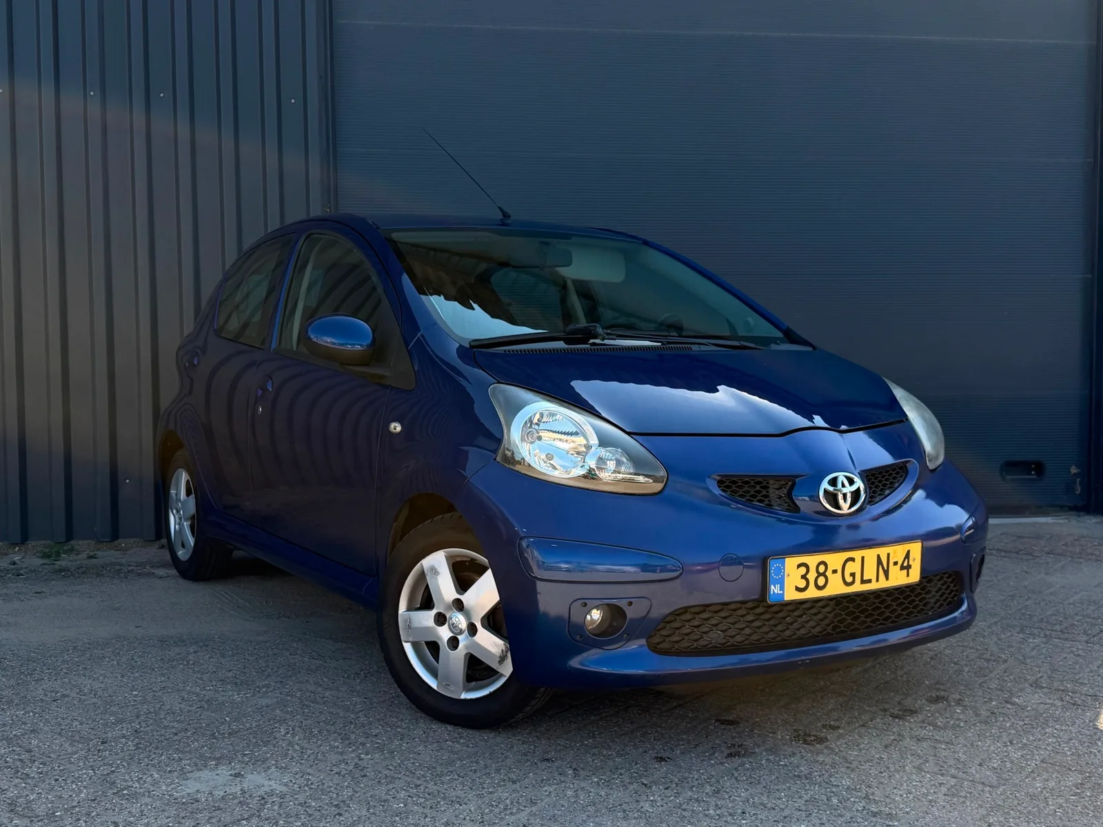 Toyota Aygo (2008) — foto 1