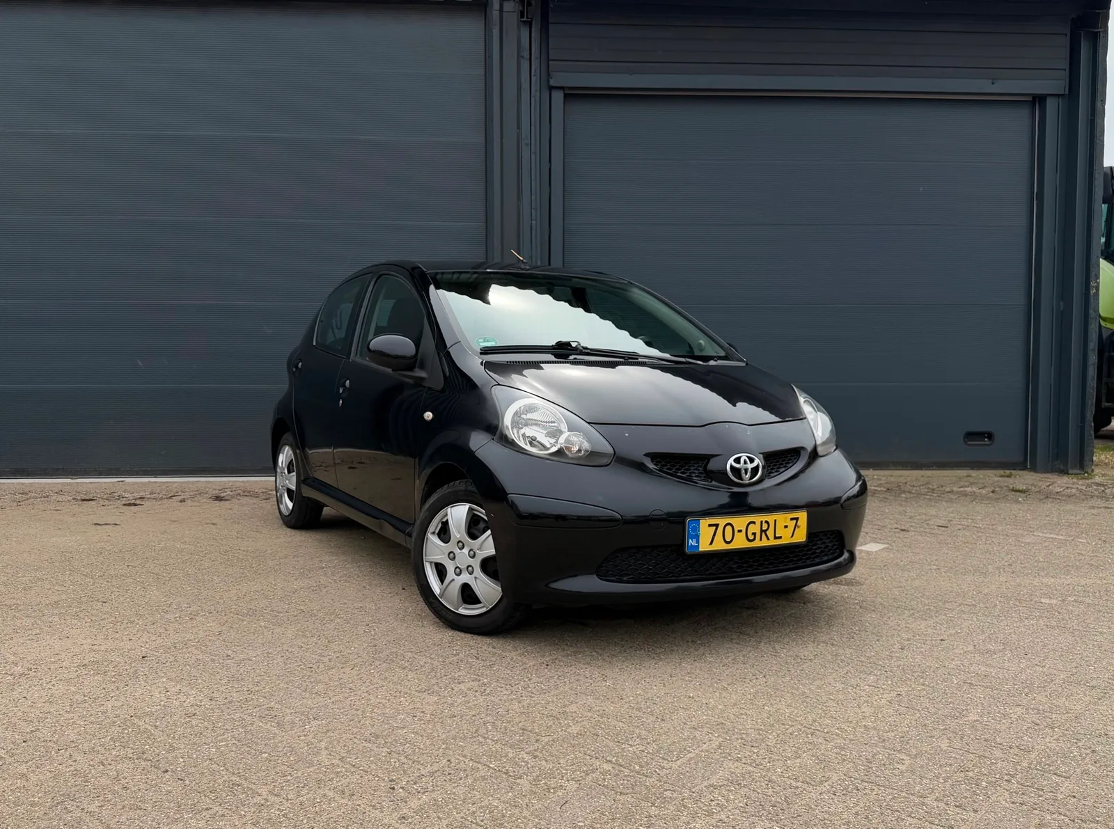 Toyota Aygo (2008) — foto 1