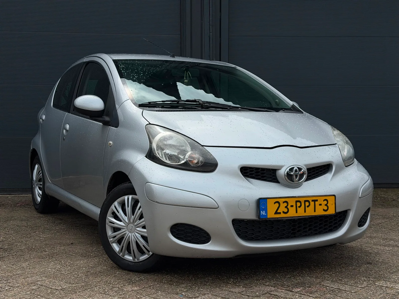Toyota Aygo (2009) — foto 1