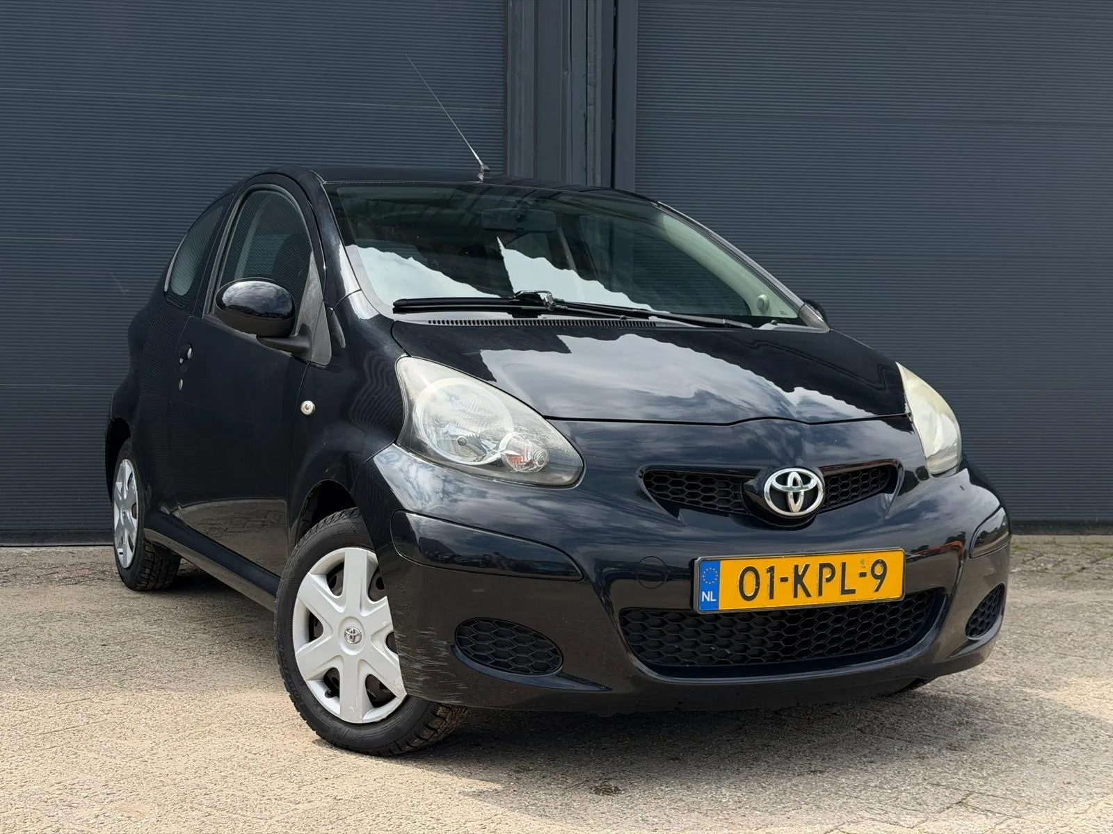 Toyota Aygo (2010) — foto 1