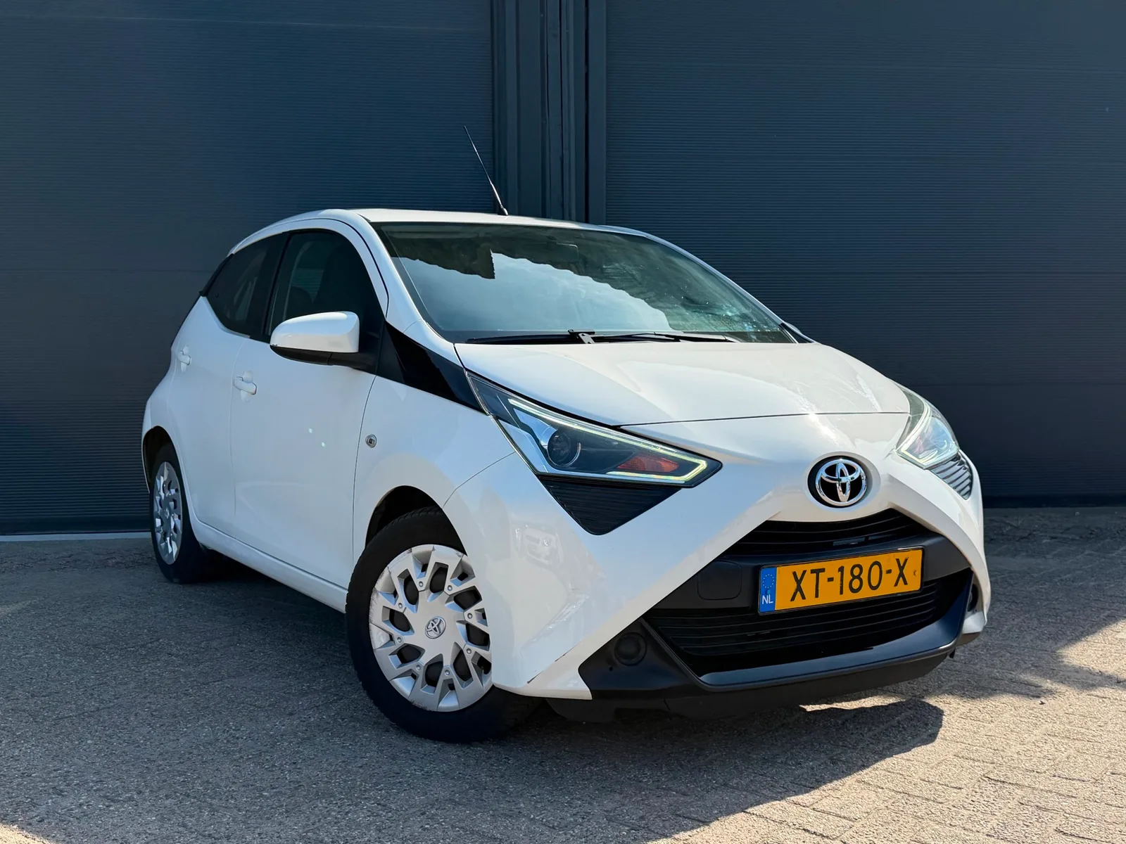 Toyota Aygo (2019) — foto 1