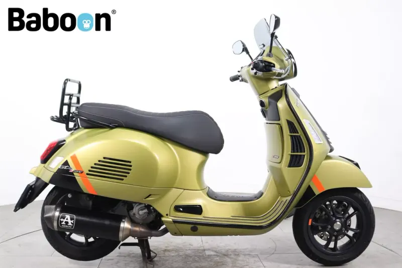 Piaggio GTS 300 (2023)