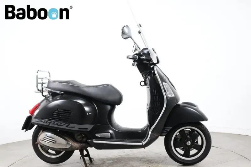 Piaggio GTS 300 (2012)