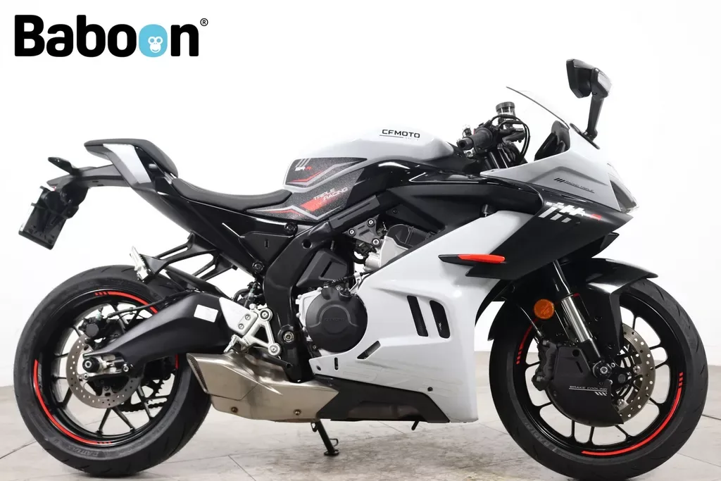 CFMoto 675 SR-R (2025) — foto 1