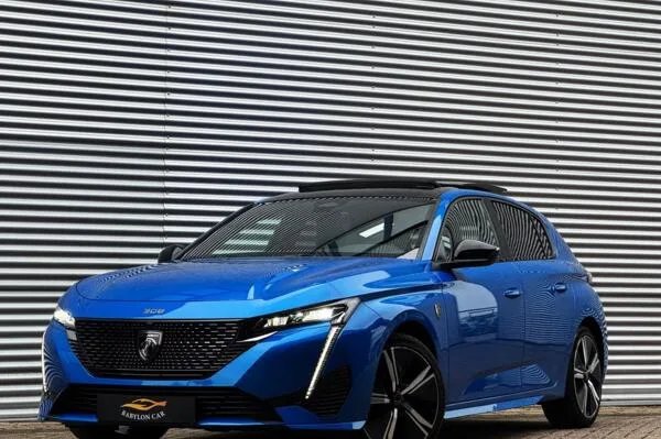 Peugeot 308 (2022) — foto 1