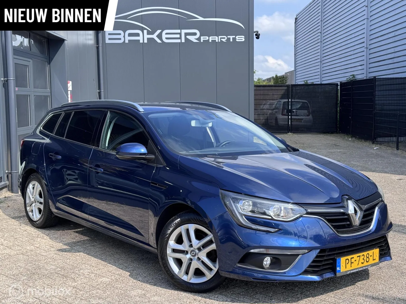 Renault Mégane (2017) — foto 1