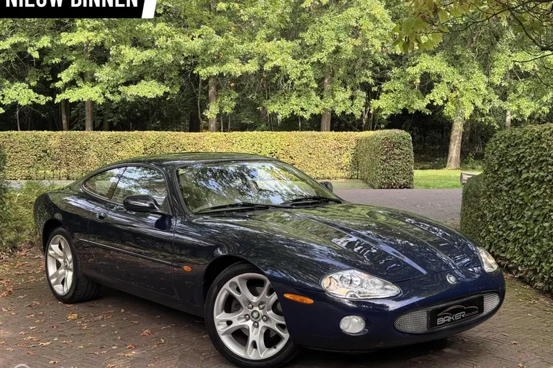 Jaguar XK8 (2001)