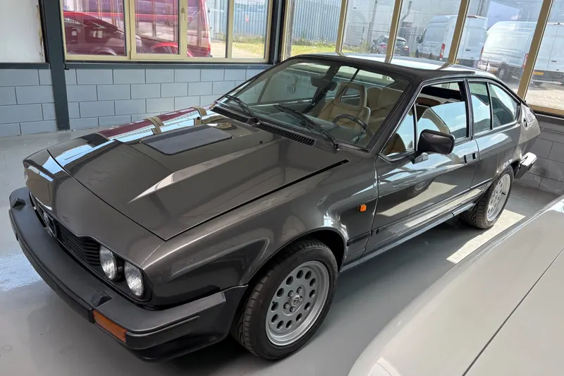 Alfa Romeo GTV (1981)