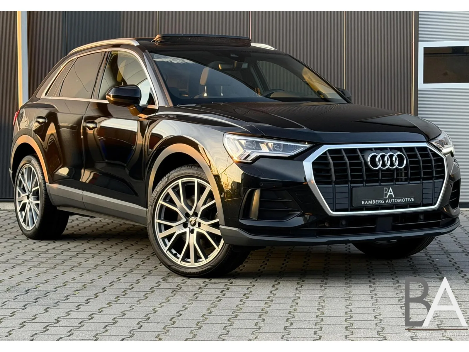 Audi Q3 (2021) — foto 1