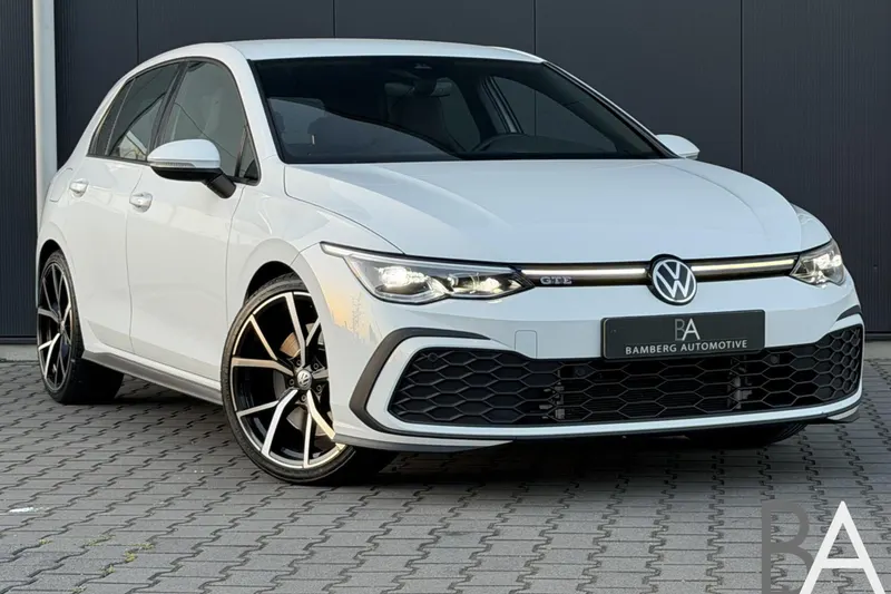 Volkswagen Golf (2022)