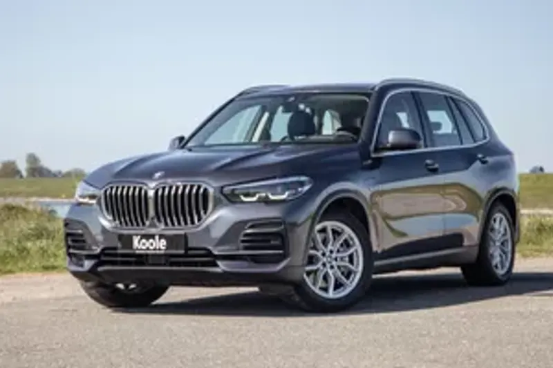 BMW X5 (2022)