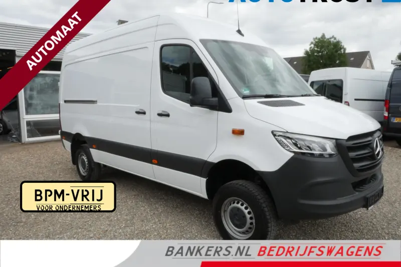 Mercedes-Benz Sprinter (2023)