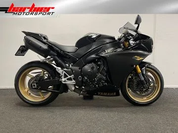 Yamaha YZF-R1 (2009) — foto 1