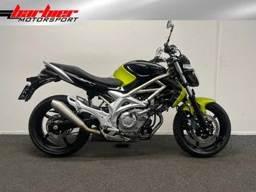 Suzuki Gladius (2009) — foto 1