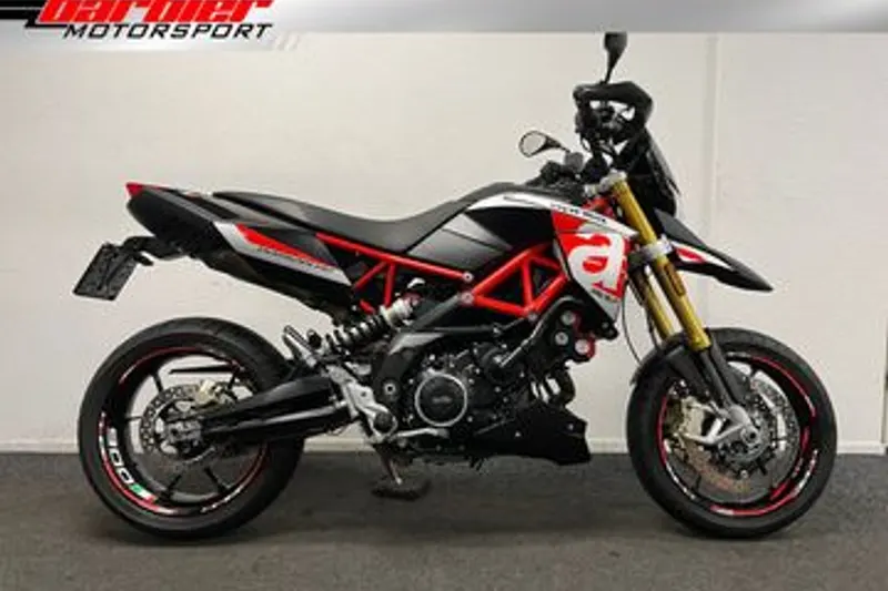 Aprilia Dorsoduro 900 (2018)