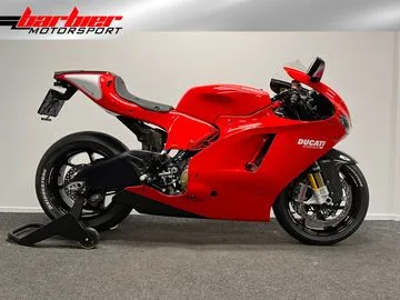Ducati D 16 RR Desmosedici (2008) — foto 1