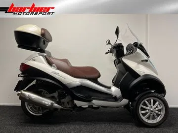 Piaggio MP3 500 (2013) — foto 1