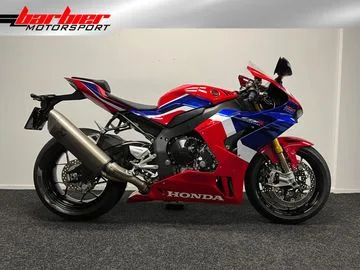 Honda CBR1000RR R Fireblade SP (2020) — foto 1