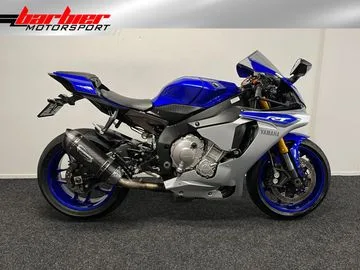 Yamaha YZF-R1 (2015) — foto 1