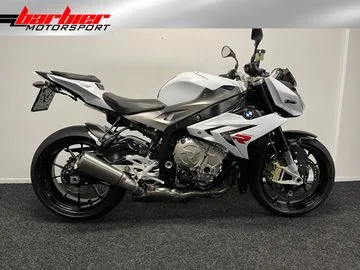 BMW S 1000 R (2015) — foto 1
