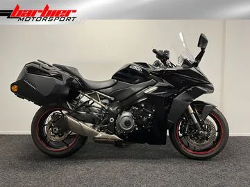 Suzuki GSX-S1000GT (2023) — foto 1