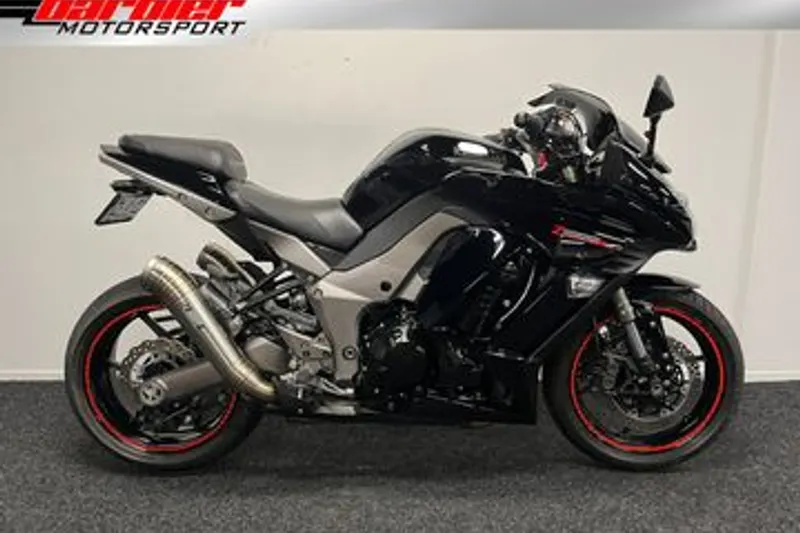 Kawasaki Z1000 (2011)