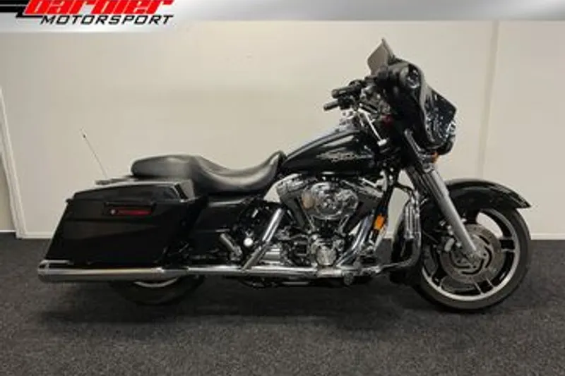 Harley-Davidson Street Glide (2006)